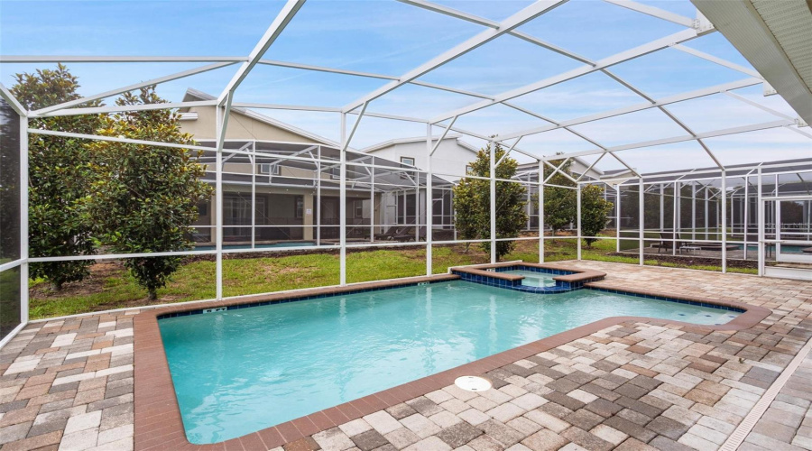 DAVENPORT, Florida 33896, 7 Bedrooms Bedrooms, ,5 BathroomsBathrooms,Residential,For Sale,DROP SHOT,0,MFRO6326734