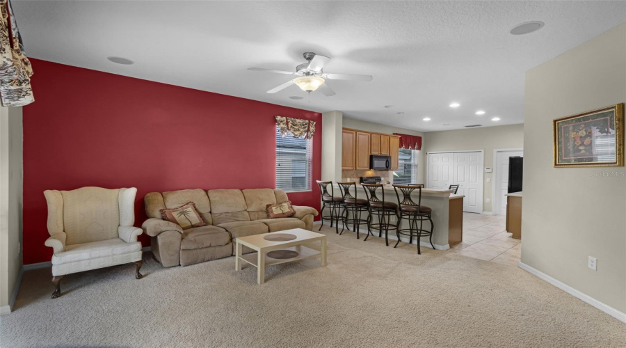 DAVENPORT, Florida 33837, 3 Bedrooms Bedrooms, ,2 BathroomsBathrooms,Residential,For Sale,PRESTON,0,MFRS5130880