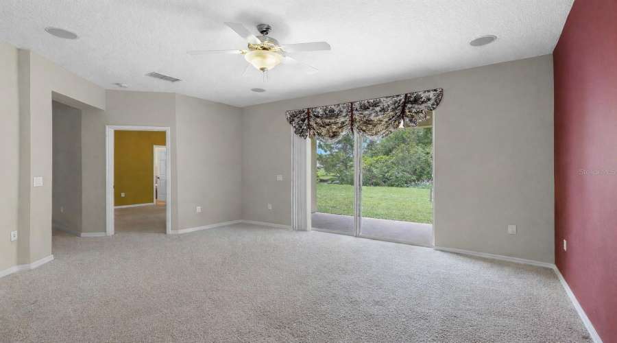 DAVENPORT, Florida 33837, 3 Bedrooms Bedrooms, ,2 BathroomsBathrooms,Residential,For Sale,PRESTON,0,MFRS5130880