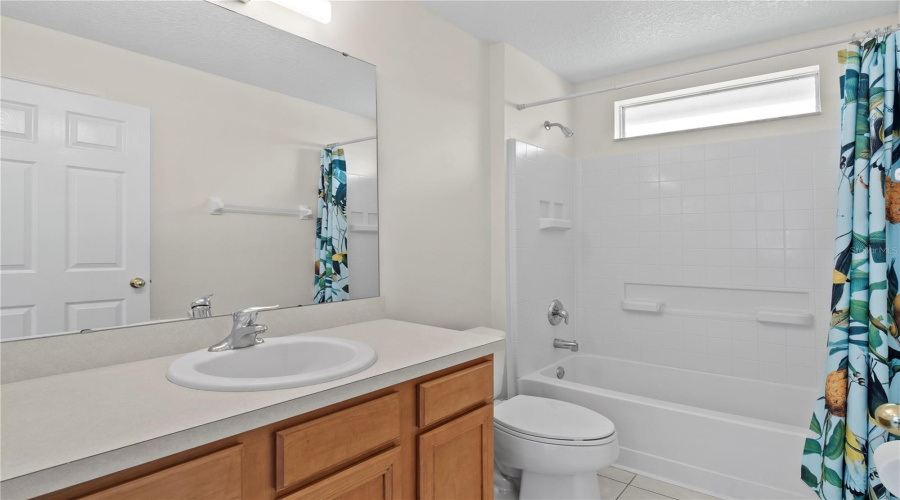 DAVENPORT, Florida 33897, 4 Bedrooms Bedrooms, ,3 BathroomsBathrooms,Residential,For Sale,SEVILLA,0,MFRO6326953