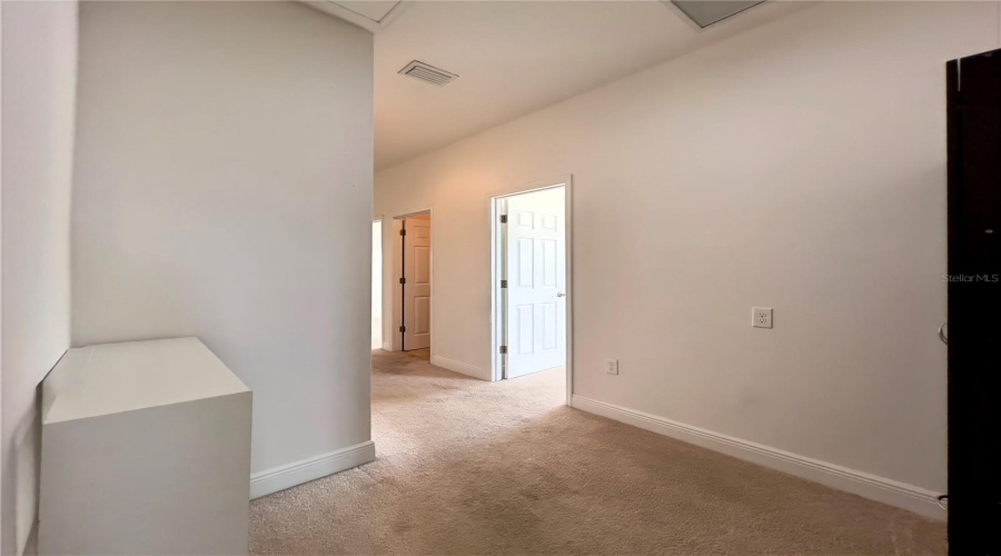 DAVENPORT, Florida 33896, 4 Bedrooms Bedrooms, ,2 BathroomsBathrooms,Residential,For Sale,LAKE SHORE,0,MFRO6326727