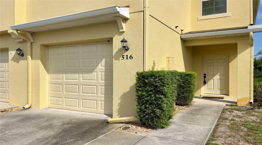 DAVENPORT, Florida 33896, 4 Bedrooms Bedrooms, ,2 BathroomsBathrooms,Residential,For Sale,LAKE SHORE,0,MFRO6326727