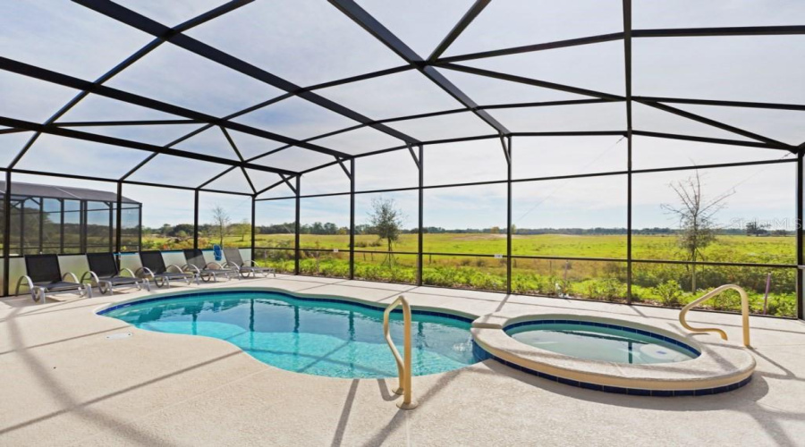 DAVENPORT, Florida 33837, 5 Bedrooms Bedrooms, ,4 BathroomsBathrooms,Residential,For Sale,OAK SHADOW,0,MFRS5130984
