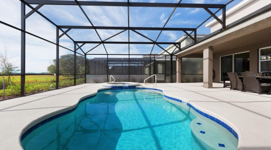 DAVENPORT, Florida 33837, 5 Bedrooms Bedrooms, ,4 BathroomsBathrooms,Residential,For Sale,OAK SHADOW,0,MFRS5130984