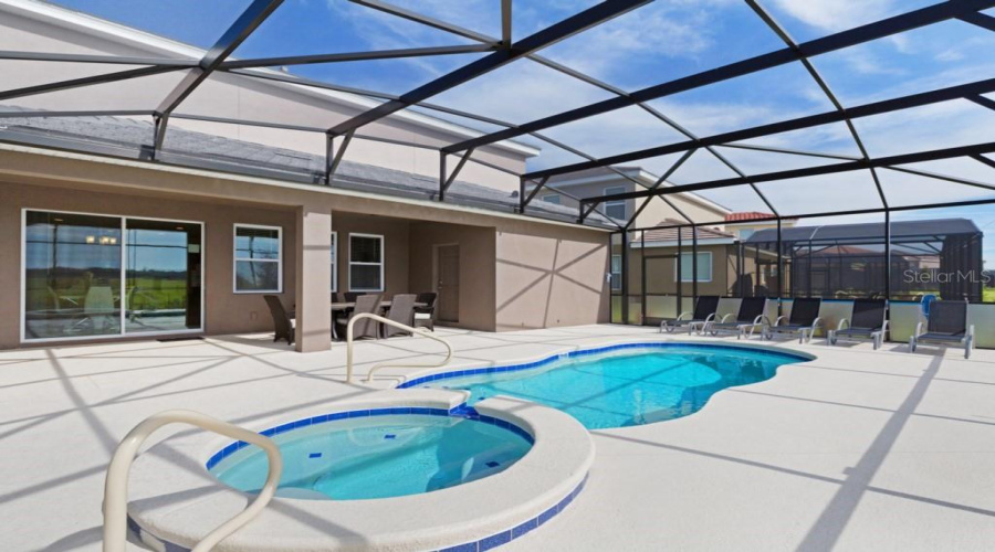 DAVENPORT, Florida 33837, 5 Bedrooms Bedrooms, ,4 BathroomsBathrooms,Residential,For Sale,OAK SHADOW,0,MFRS5130984