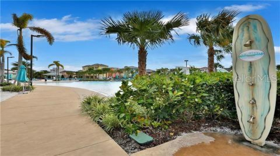 KISSIMMEE, Florida 34747, 2 Bedrooms Bedrooms, ,2 BathroomsBathrooms,Residential,For Sale,DREAMSICLE,0,MFRO6326566