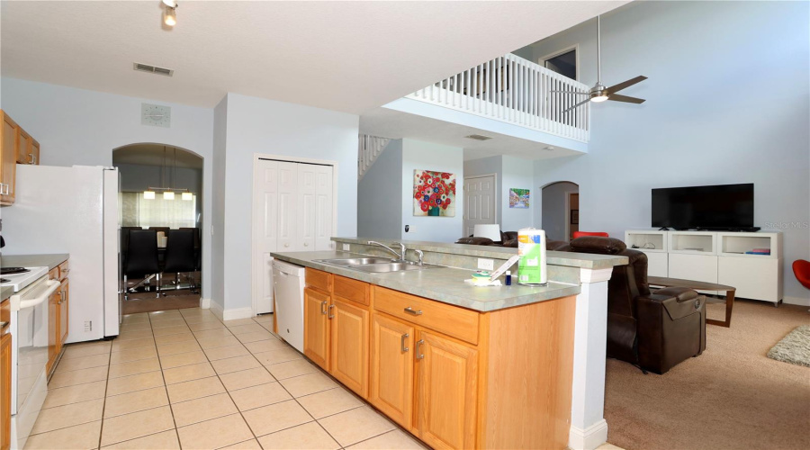 KISSIMMEE, Florida 34746, 5 Bedrooms Bedrooms, ,3 BathroomsBathrooms,Residential,For Sale,CUMBRIAN LAKES,0,MFRS5130599