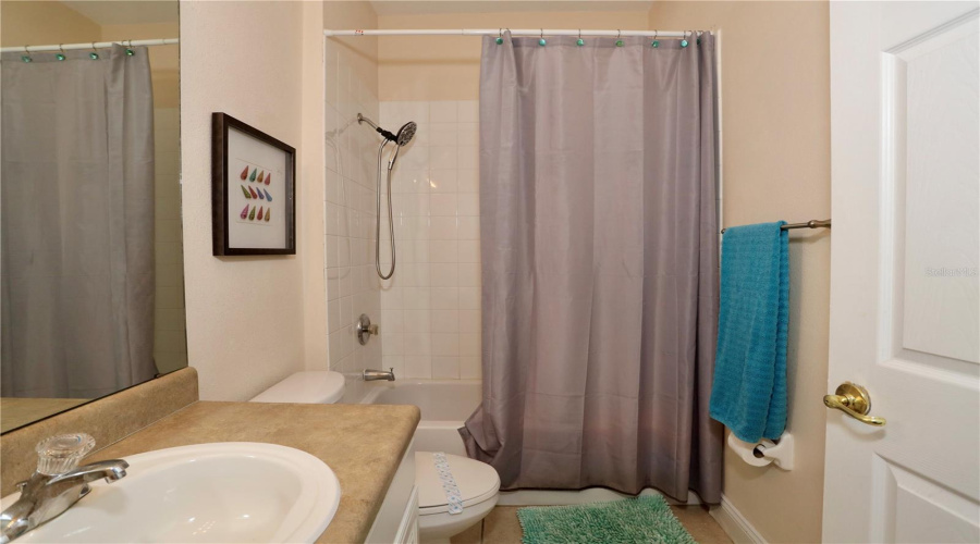 KISSIMMEE, Florida 34746, 5 Bedrooms Bedrooms, ,3 BathroomsBathrooms,Residential,For Sale,CUMBRIAN LAKES,0,MFRS5130599