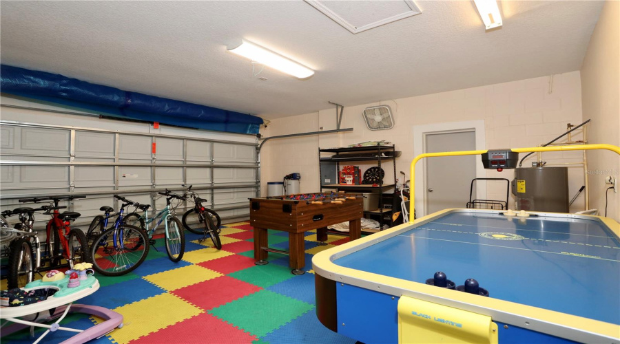 KISSIMMEE, Florida 34746, 5 Bedrooms Bedrooms, ,3 BathroomsBathrooms,Residential,For Sale,CUMBRIAN LAKES,0,MFRS5130599