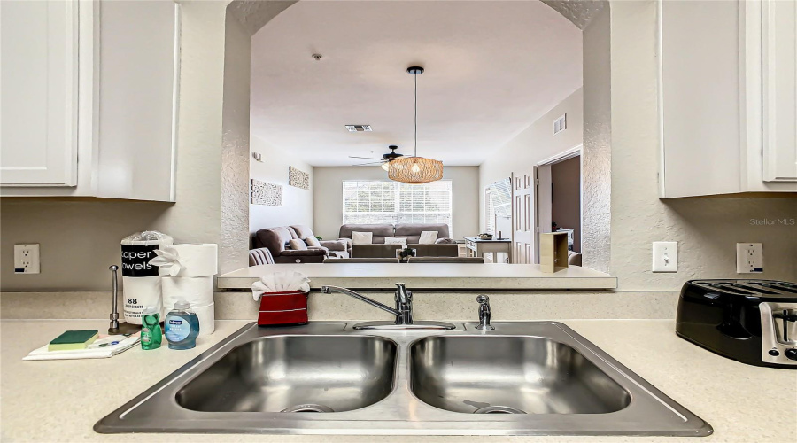KISSIMMEE, Florida 34747, 3 Bedrooms Bedrooms, ,2 BathroomsBathrooms,Residential,For Sale,COMROW,0,MFRO6327192