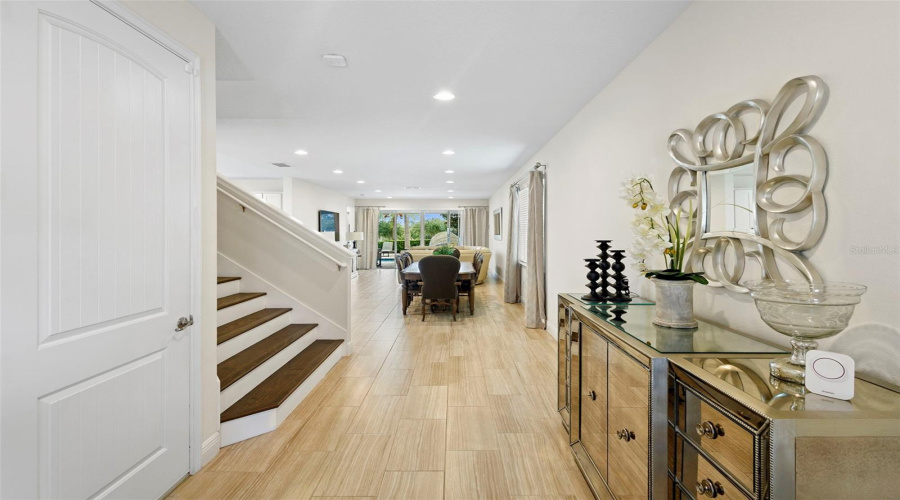 KISSIMMEE, Florida 34747, 6 Bedrooms Bedrooms, ,6 BathroomsBathrooms,Residential,For Sale,PENDANT,0,MFRO6318931