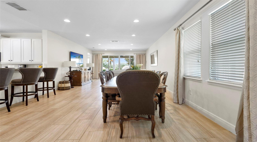 KISSIMMEE, Florida 34747, 6 Bedrooms Bedrooms, ,6 BathroomsBathrooms,Residential,For Sale,PENDANT,0,MFRO6318931