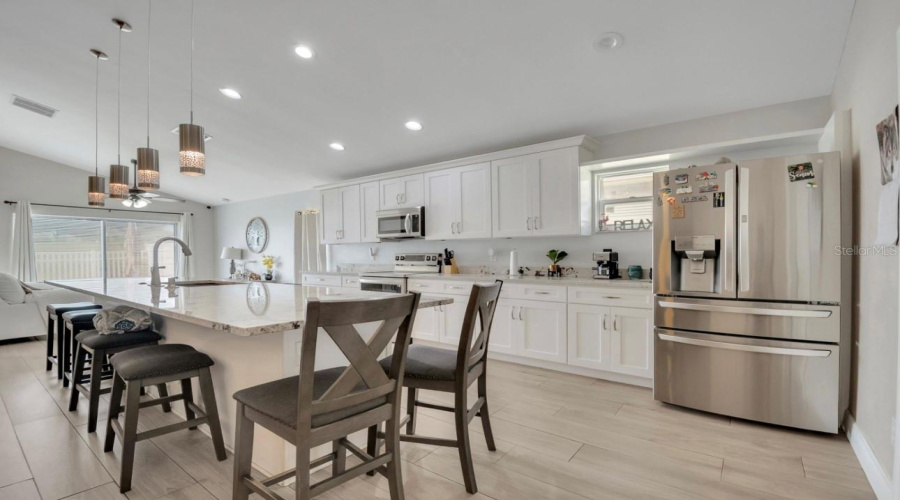 DAVENPORT, Florida 33897, 4 Bedrooms Bedrooms, ,2 BathroomsBathrooms,Residential,For Sale,SOMERSET,0,MFRO6327524