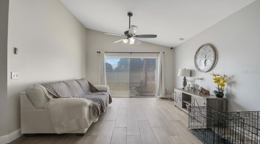DAVENPORT, Florida 33897, 4 Bedrooms Bedrooms, ,2 BathroomsBathrooms,Residential,For Sale,SOMERSET,0,MFRO6327524