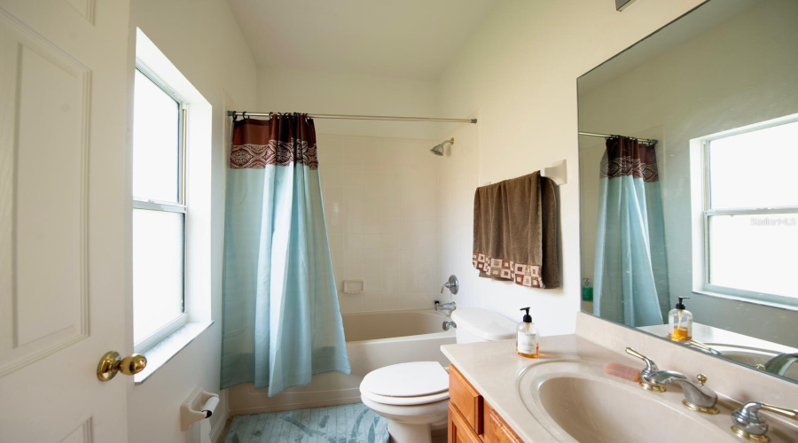 KISSIMMEE, Florida 34746, 4 Bedrooms Bedrooms, ,3 BathroomsBathrooms,Residential,For Sale,EAGLE ISLE,0,MFRTB8407800