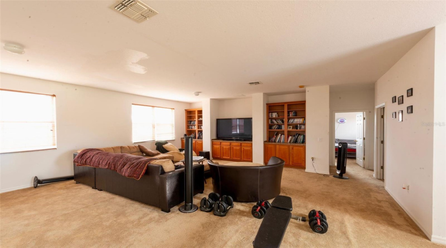KISSIMMEE, Florida 34746, 4 Bedrooms Bedrooms, ,3 BathroomsBathrooms,Residential,For Sale,EAGLE ISLE,0,MFRTB8407800