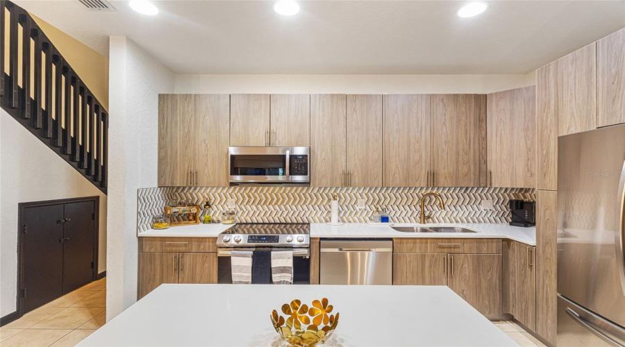 KISSIMMEE, Florida 34746, 4 Bedrooms Bedrooms, ,3 BathroomsBathrooms,Residential,For Sale,CARAVELLE,0,MFRO6327664