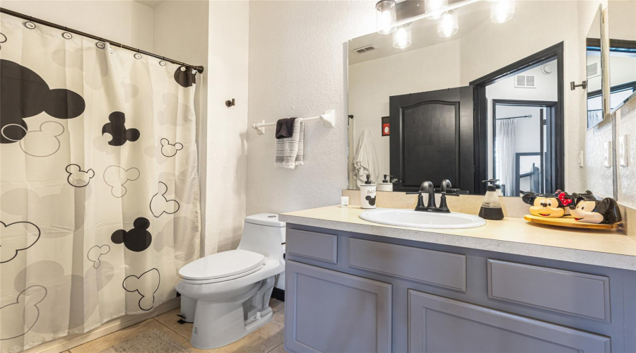 KISSIMMEE, Florida 34746, 4 Bedrooms Bedrooms, ,3 BathroomsBathrooms,Residential,For Sale,CARAVELLE,0,MFRO6327664