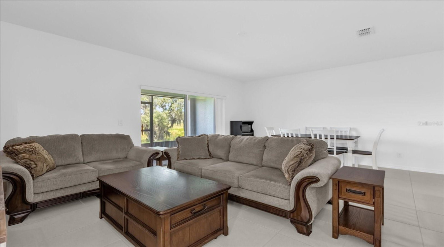 DAVENPORT, Florida 33837, 4 Bedrooms Bedrooms, ,3 BathroomsBathrooms,Residential,For Sale,PRIMROSE,0,MFRO6326865