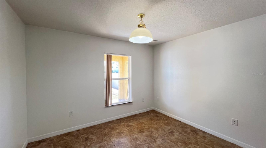 DAVENPORT, Florida 33896, 5 Bedrooms Bedrooms, ,3 BathroomsBathrooms,Residential,For Sale,ROSSELLI,0,MFRS5130916