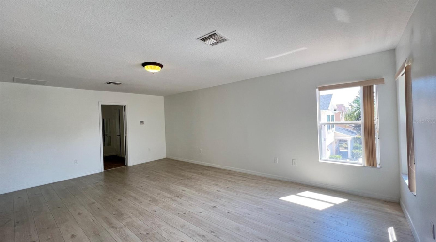 DAVENPORT, Florida 33896, 5 Bedrooms Bedrooms, ,3 BathroomsBathrooms,Residential,For Sale,ROSSELLI,0,MFRS5130916