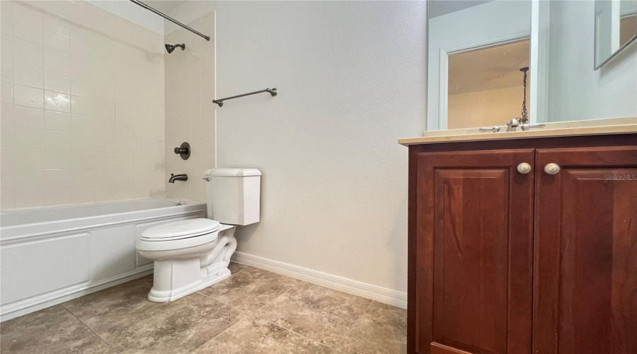 DAVENPORT, Florida 33896, 5 Bedrooms Bedrooms, ,3 BathroomsBathrooms,Residential,For Sale,ROSSELLI,0,MFRS5130916