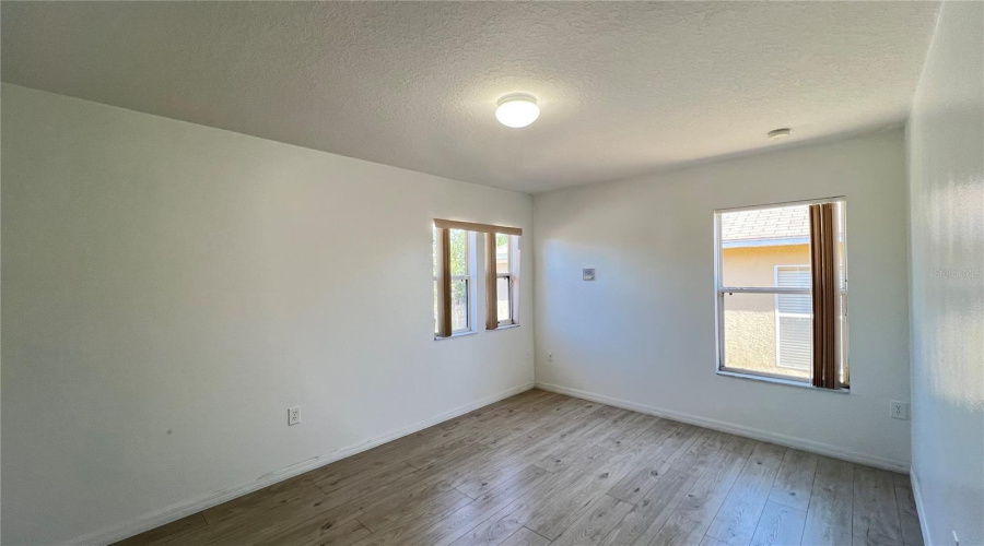 DAVENPORT, Florida 33896, 5 Bedrooms Bedrooms, ,3 BathroomsBathrooms,Residential,For Sale,ROSSELLI,0,MFRS5130916