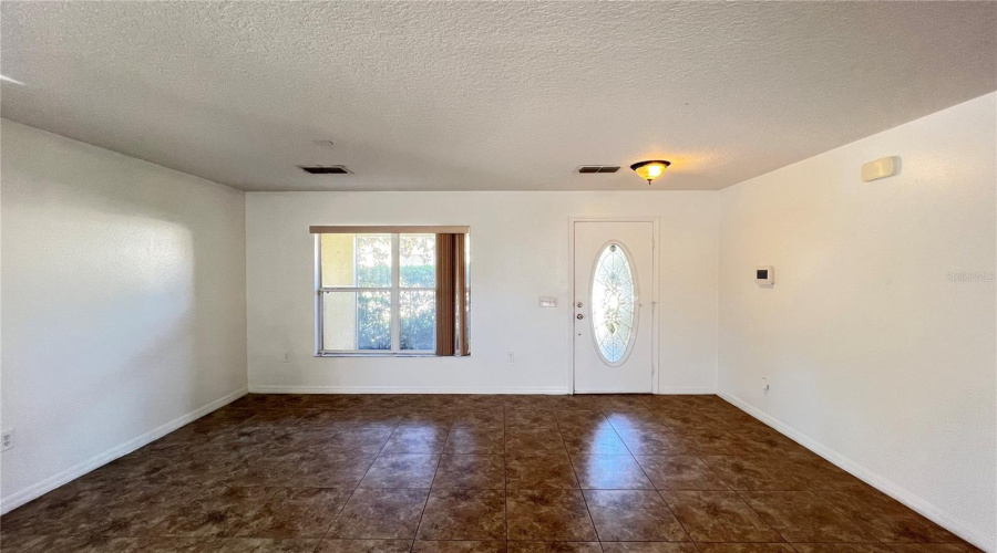 DAVENPORT, Florida 33896, 5 Bedrooms Bedrooms, ,3 BathroomsBathrooms,Residential,For Sale,ROSSELLI,0,MFRS5130916