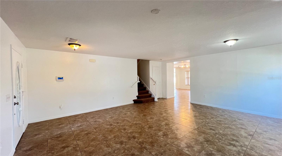 DAVENPORT, Florida 33896, 5 Bedrooms Bedrooms, ,3 BathroomsBathrooms,Residential,For Sale,ROSSELLI,0,MFRS5130916