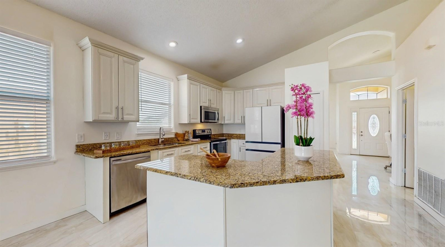 KISSIMMEE, Florida 34746, 4 Bedrooms Bedrooms, ,2 BathroomsBathrooms,Residential,For Sale,TRAPSIDE,0,MFRO6317494