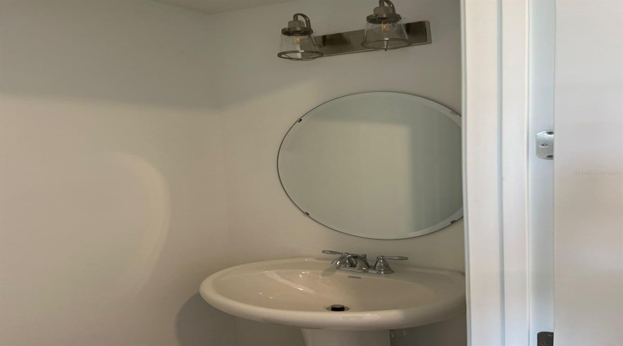 DAVENPORT, Florida 33896, 3 Bedrooms Bedrooms, ,2 BathroomsBathrooms,Residential,For Sale,CONCH,0,MFRS5131022