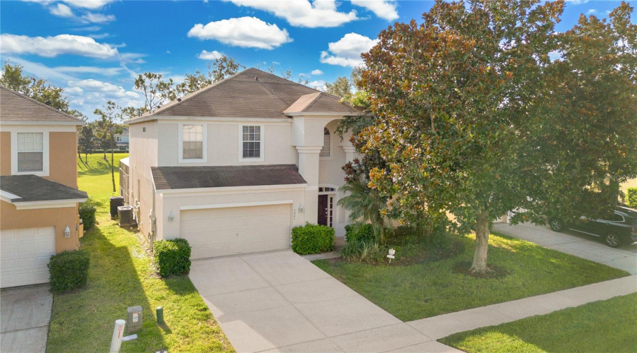 KISSIMMEE, Florida 34747, 7 Bedrooms Bedrooms, ,4 BathroomsBathrooms,Residential,For Sale,BASNETT,0,MFRO6327614
