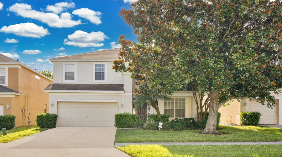 KISSIMMEE, Florida 34747, 7 Bedrooms Bedrooms, ,4 BathroomsBathrooms,Residential,For Sale,BASNETT,0,MFRO6327614