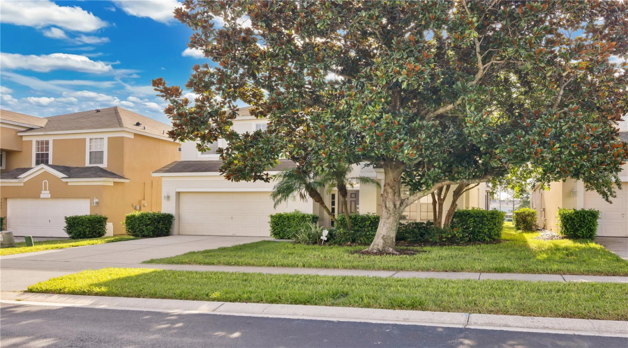 KISSIMMEE, Florida 34747, 7 Bedrooms Bedrooms, ,4 BathroomsBathrooms,Residential,For Sale,BASNETT,0,MFRO6327614