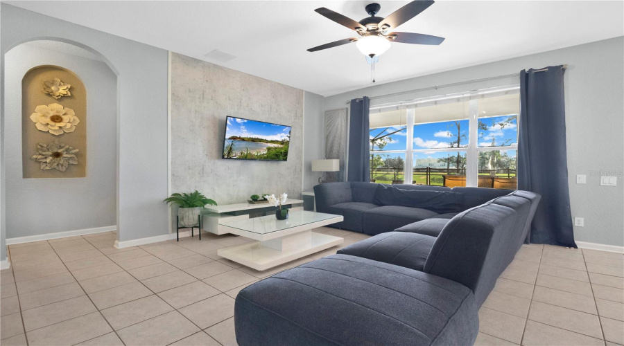 KISSIMMEE, Florida 34747, 7 Bedrooms Bedrooms, ,4 BathroomsBathrooms,Residential,For Sale,BASNETT,0,MFRO6327614