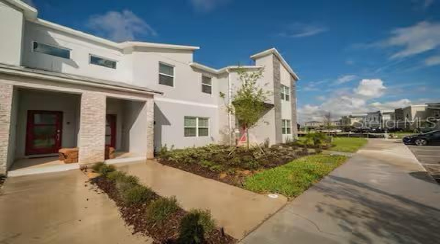 DAVENPORT, Florida 33896, 4 Bedrooms Bedrooms, ,3 BathroomsBathrooms,Residential,For Sale,OCEAN COURSE,0,MFRO6327380