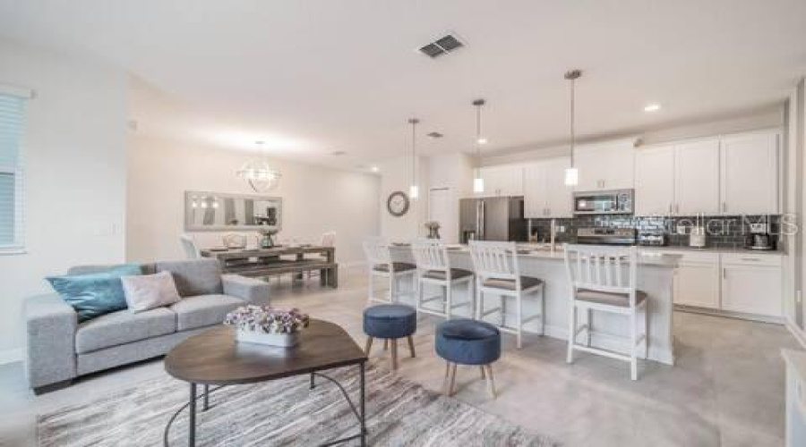 DAVENPORT, Florida 33896, 4 Bedrooms Bedrooms, ,3 BathroomsBathrooms,Residential,For Sale,OCEAN COURSE,0,MFRO6327380