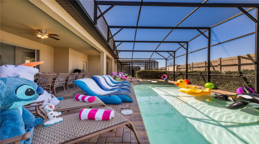 KISSIMMEE, Florida 34747, 8 Bedrooms Bedrooms, ,6 BathroomsBathrooms,Residential,For Sale,RHODES,0,MFRO6327522