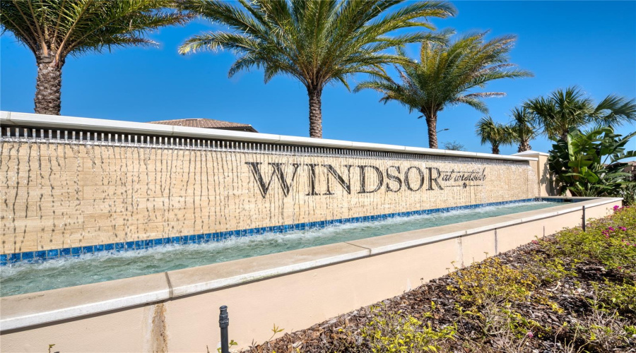 KISSIMMEE, Florida 34747, 8 Bedrooms Bedrooms, ,6 BathroomsBathrooms,Residential,For Sale,RHODES,0,MFRO6327522