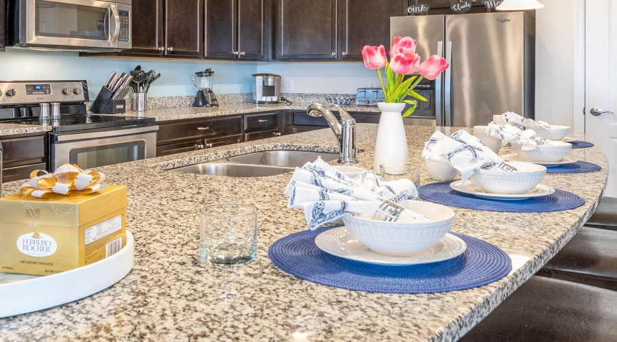 KISSIMMEE, Florida 34747, 8 Bedrooms Bedrooms, ,6 BathroomsBathrooms,Residential,For Sale,RHODES,0,MFRO6327522
