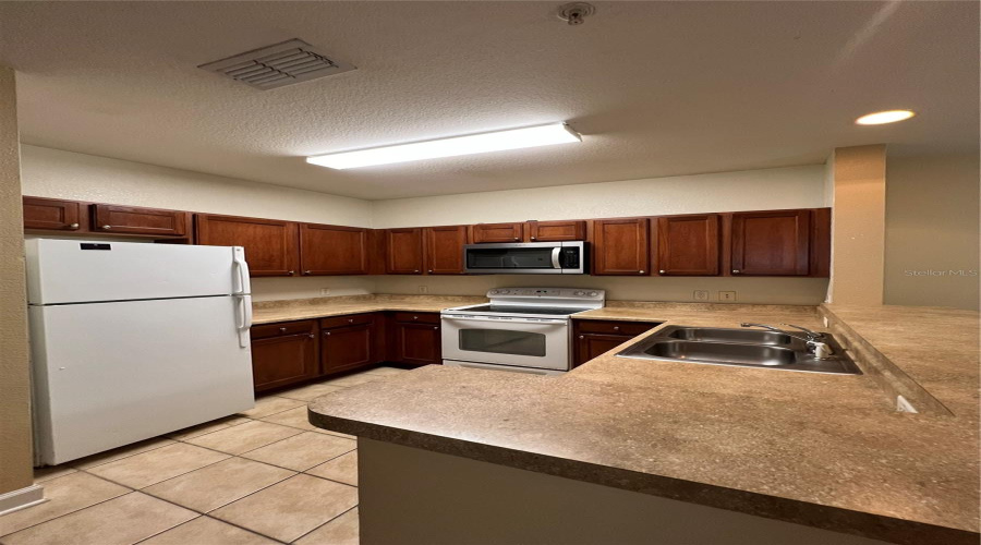 KISSIMMEE, Florida 34747, 3 Bedrooms Bedrooms, ,2 BathroomsBathrooms,Residential,For Sale,FELTRIM,0,MFRS5130989