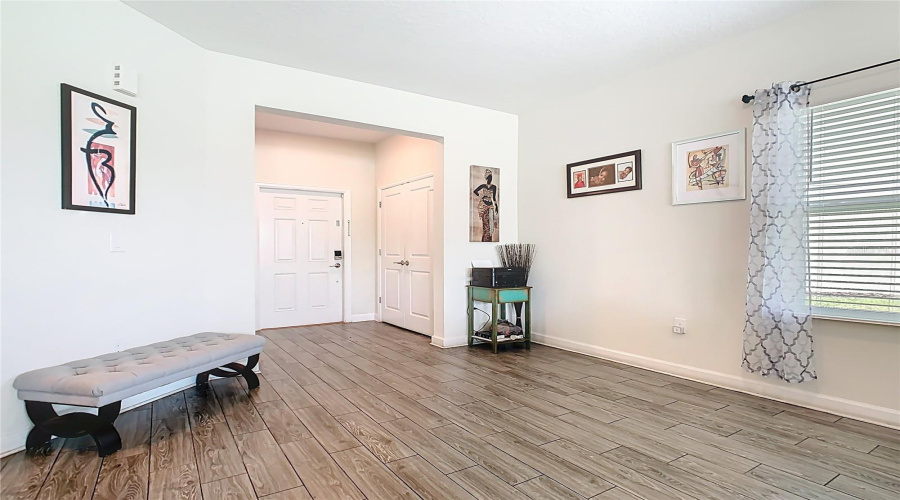 DAVENPORT, Florida 33896, 3 Bedrooms Bedrooms, ,2 BathroomsBathrooms,Residential,For Sale,BLACKWOLF RUN,0,MFRO6327110