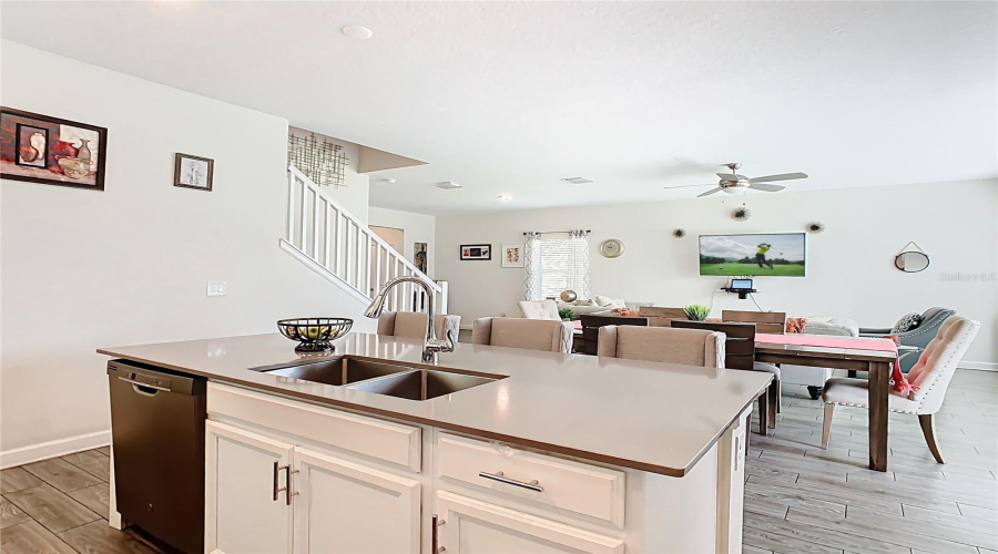 DAVENPORT, Florida 33896, 3 Bedrooms Bedrooms, ,2 BathroomsBathrooms,Residential,For Sale,BLACKWOLF RUN,0,MFRO6327110