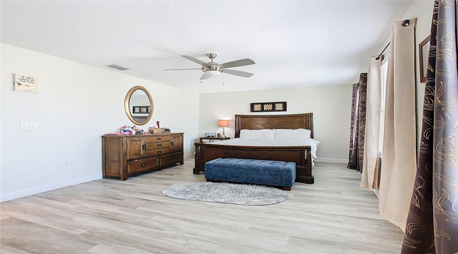 DAVENPORT, Florida 33896, 3 Bedrooms Bedrooms, ,2 BathroomsBathrooms,Residential,For Sale,BLACKWOLF RUN,0,MFRO6327110
