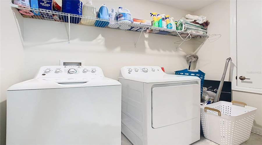 DAVENPORT, Florida 33896, 3 Bedrooms Bedrooms, ,2 BathroomsBathrooms,Residential,For Sale,BLACKWOLF RUN,0,MFRO6327110