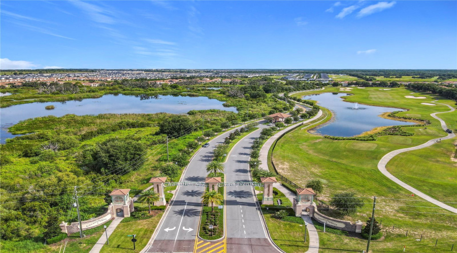 DAVENPORT, Florida 33896, 3 Bedrooms Bedrooms, ,2 BathroomsBathrooms,Residential,For Sale,BLACKWOLF RUN,0,MFRO6327110