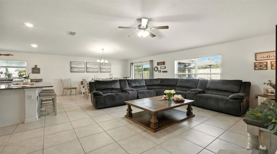 KISSIMMEE, Florida 34746, 4 Bedrooms Bedrooms, ,2 BathroomsBathrooms,Residential,For Sale,CASA DEL REY,0,MFRS5130926