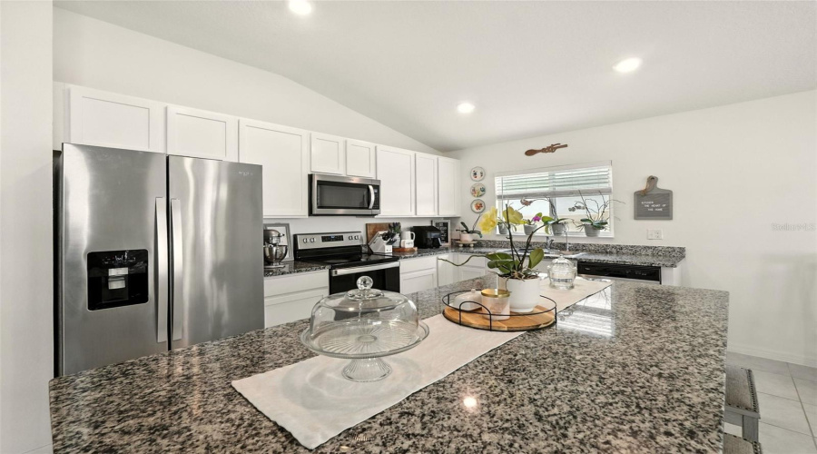 KISSIMMEE, Florida 34746, 4 Bedrooms Bedrooms, ,2 BathroomsBathrooms,Residential,For Sale,CASA DEL REY,0,MFRS5130926