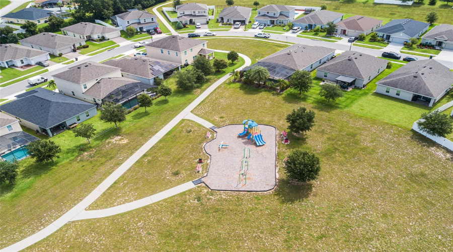 COMMUNITY PARK/PLAY AREA