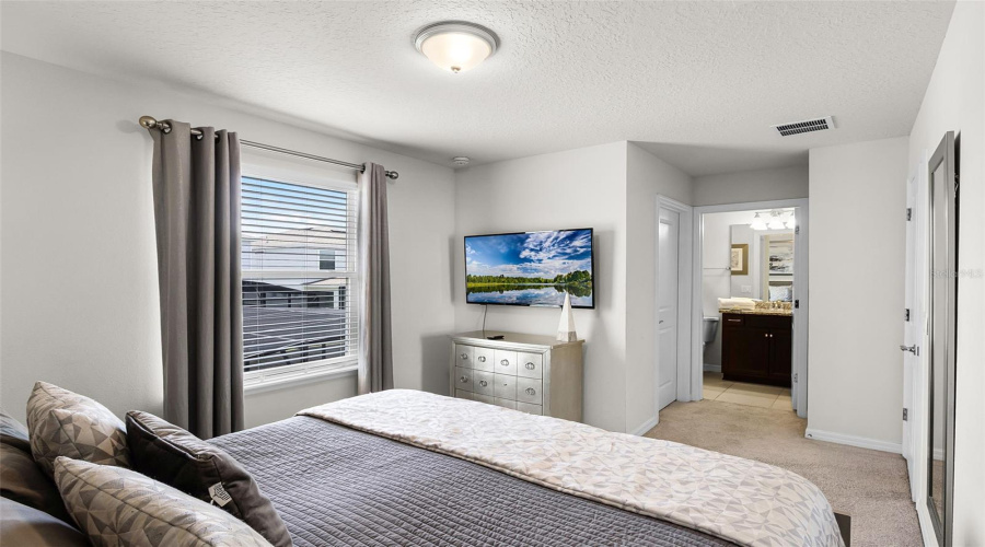 DAVENPORT, Florida 33897, 10 Bedrooms Bedrooms, ,8 BathroomsBathrooms,Residential,For Sale,LELANI,0,MFRS5130142